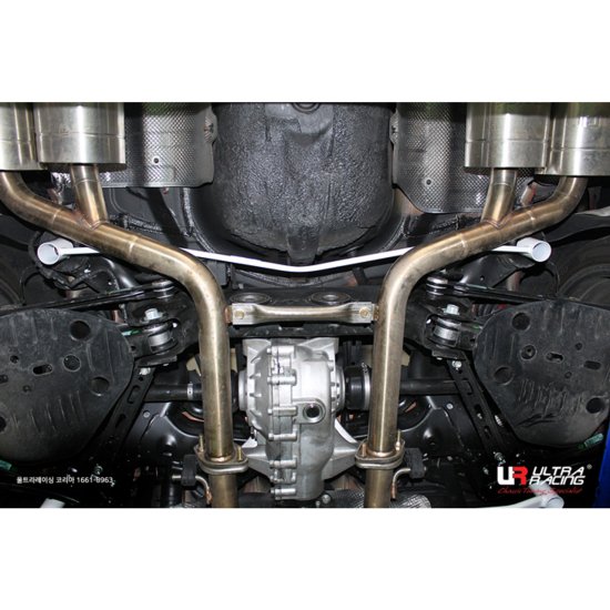 (image for) Ultra Racing KIA STINGER & GENESIS G70 2 Point Rear Lower Subframe Brace 2018 – 2020
